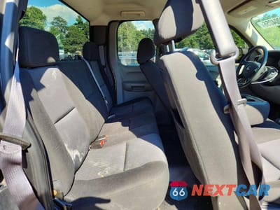 Zdjęcie 10 z 12 samochodu: 2011 GMC SIERRA K1500 VIN:1GTR2TEA3BZ115548 - miniatura