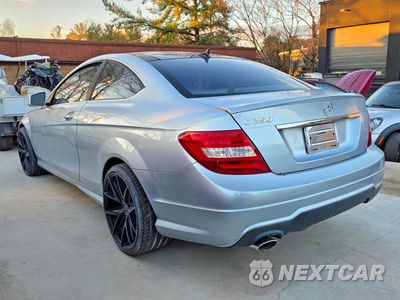 Trzecie zdjęcie samochodu z tyłu: 2013 MERCEDES-BENZ C 250 VIN:WDDGJ4HB0DF995087 - miniatura