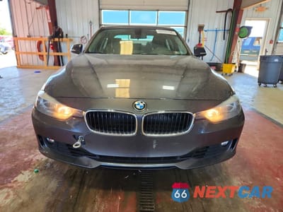 Piąte zdjęcie samochodu w środku: 2015 BMW 328 XI SULEV VIN:WBA3B5C55FF963295 - miniatura