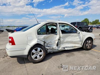 Trzecie zdjęcie samochodu z tyłu: 2023 VOLKSWAGEN JETTA VIN:3VWSK69M95M033365 - miniatura
