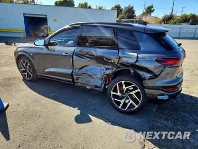 Drugie zdjęcie samochodu z przodu: 2025 AUDI SQ6 E-TRON PRESTIGE VIN:WA135BGF4SA034406 - miniatura
