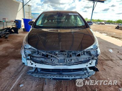 Piąte zdjęcie samochodu w środku: 2017 TOYOTA PRIUS THREE VIN:JTDKARFU6H3033017 - miniatura