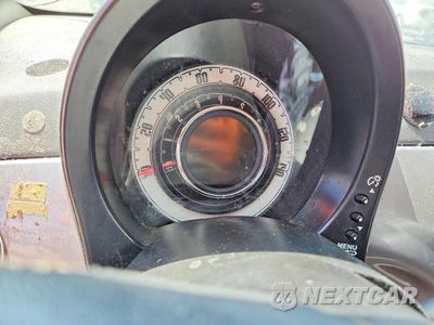Zdjęcie 9 z 12 samochodu: 2015 FIAT 500 POP VIN:3C3CFFARXFT615571 - miniatura