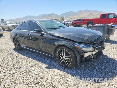 Czwarte zdjęcie samochodu z boku: 2017 MERCEDES-BENZ C 300 VIN:55SWF4JB0HU188692 - miniatura
