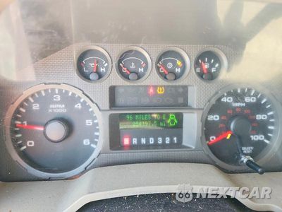 Zdjęcie 9 z 12 samochodu: 2008 FORD F350 SRW SUPER DUTY VIN:1FTWF30568ED82930 - miniatura