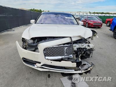 Piąte zdjęcie samochodu w środku: 2017 LINCOLN CONTINENTAL RESERVE VIN:1LN6L9RP6H5631755 - miniatura