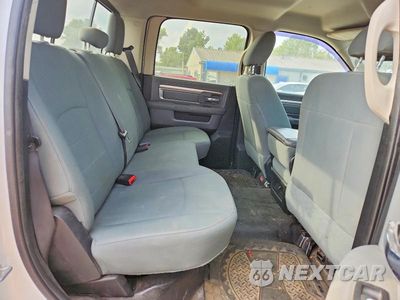 Zdjęcie 10 z 12 samochodu: 2015 RAM 2500 SLT VIN:3C6TR4JT2FG662340 - miniatura