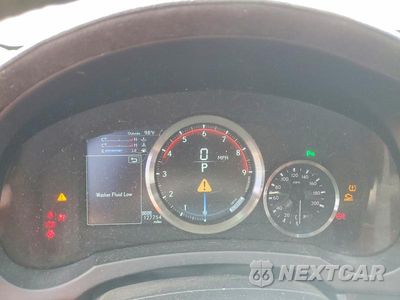 Zdjęcie 9 z 12 samochodu: 2016 LEXUS RC F BASE VIN:JTHHP5BC9G5005082 - miniatura