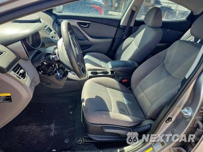 Zdjęcie 7 z 14 samochodu: 2013 HYUNDAI ELANTRA GLS VIN:KMHDH4AEXDU940361 - miniatura