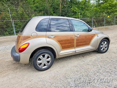 Trzecie zdjęcie samochodu z tyłu: 2002 CHRYSLER PT CRUISER LIMITED VIN:3C8FY68B22T340492 - miniatura