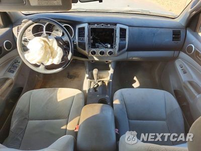 Zdjęcie 8 z 13 samochodu: 2006 TOYOTA TACOMA DOUBLE CAB PRERUNNER VIN:3TMJU62N46M022884 - miniatura