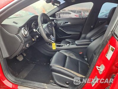 Zdjęcie 7 z 12 samochodu: 2018 MERCEDES-BENZ CLA 250 VIN:WDDSJ4EB4JN580824 - miniatura