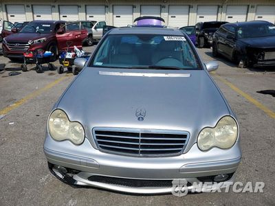 Piąte zdjęcie samochodu w środku: 2005 MERCEDES-BENZ C 230K SPORT SEDAN VIN:WDBRF40J15G619022 - miniatura