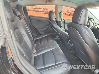 Zdjęcie 10 z 12 samochodu: 2019 TESLA MODEL 3 VIN:5YJ3E1EA5KF410769 - miniatura