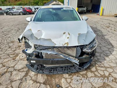 Piąte zdjęcie samochodu w środku: 2018 HYUNDAI ELANTRA LIMITED VIN:5NPD84LF0JH282680 - miniatura