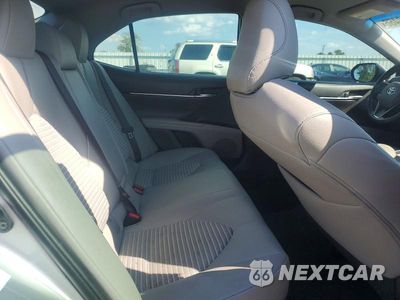 Zdjęcie 10 z 12 samochodu: 2018 TOYOTA CAMRY SE VIN:4T1B11HK4JU147882 - miniatura