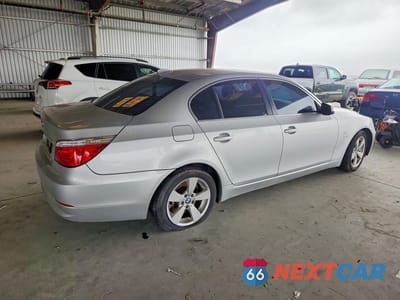 Trzecie zdjęcie samochodu z tyłu: 2010 BMW 528 XI VIN:WBANV1C57AC443232 - miniatura