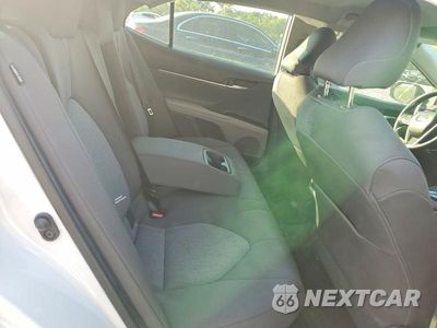 Zdjęcie 10 z 12 samochodu: 2021 TOYOTA CAMRY LE VIN:4T1C31AK6MU563672 - miniatura