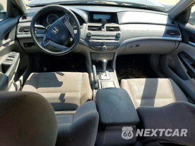 Zdjęcie 8 z 13 samochodu: 2012 HONDA ACCORD LXP VIN:1HGCP2F43CA114458 - miniatura