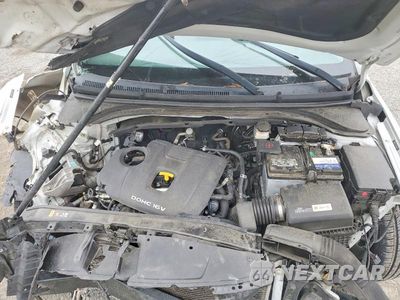 Zdjęcie 11 z 12 samochodu: 2017 HYUNDAI ELANTRA SE VIN:5NPD84LF7HH049762 - miniatura