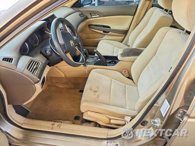Zdjęcie 7 z 13 samochodu: 2009 HONDA ACCORD LX VIN:1HGCP26339A108014 - miniatura