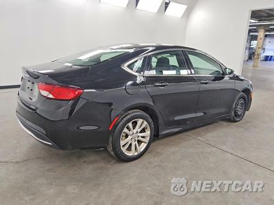 Trzecie zdjęcie samochodu z tyłu: 2016 CHRYSLER 200 LIMITED VIN:1C3CCCAB6GN102412 - miniatura