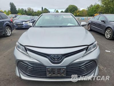 Piąte zdjęcie samochodu w środku: 2020 TOYOTA CAMRY LE VIN:4T1L11BK6LU018381 - miniatura