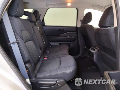 Zdjęcie 11 z 13 samochodu: 2023 NISSAN PATHFINDER S VIN:5N1DR3AC1PC249350 - miniatura