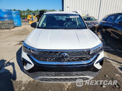 Piąte zdjęcie samochodu w środku: 2022 VOLKSWAGEN TAOS S VIN:3VVAX7B29NM048948 - miniatura