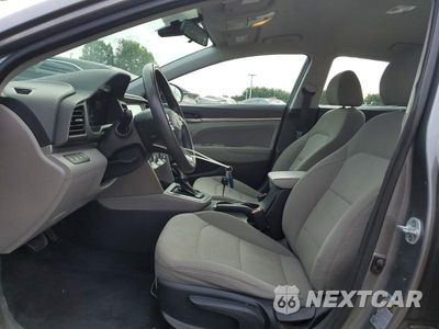 Zdjęcie 7 z 13 samochodu: 2019 HYUNDAI ELANTRA SEL VIN:5NPD84LF7KH482652 - miniatura