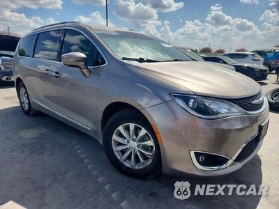 Czwarte zdjęcie samochodu z boku: 2018 CHRYSLER PACIFICA TOURING L PLUS VIN:2C4RC1EG9JR139237 - miniatura