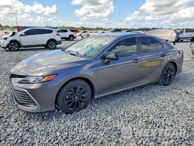 2024 TOYOTA CAMRY LE 4T1C11AK2RU212612 - główne zdjęcie licytacji z USA - miniatura