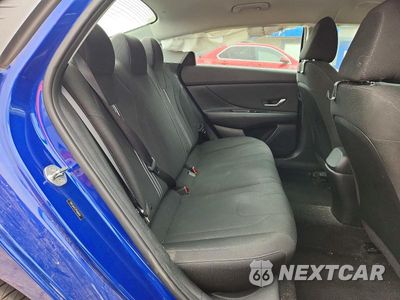 Zdjęcie 10 z 12 samochodu: 2023 HYUNDAI ELANTRA SEL VIN:5NPLS4AG7PH086561 - miniatura