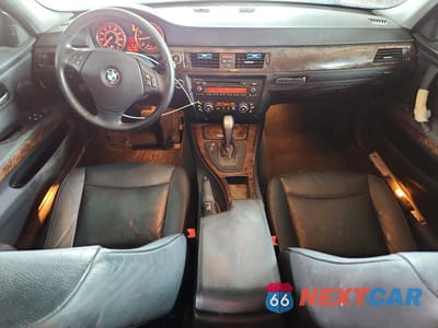 Zdjęcie 8 z 12 samochodu: 2009 BMW 3ER 328 I VIN:WBAPH735X9E128587 - miniatura