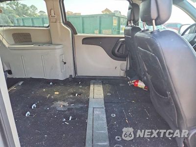 Zdjęcie 11 z 13 samochodu: 2018 DODGE GRAND CARAVAN SXT VIN:2C4RDGCG7JR328262 - miniatura