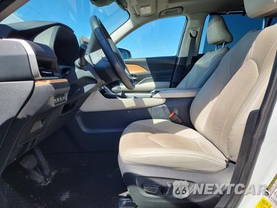 Zdjęcie 7 z 13 samochodu: 2024 TOYOTA GRAND HIGHLANDER HYBRID LIMITED VIN:5TDACAB56RS015526 - miniatura