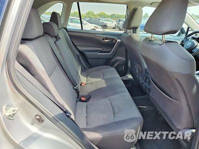 Zdjęcie 10 z 12 samochodu: 2019 TOYOTA RAV4 XLE VIN:2T3P1RFV5KW034372 - miniatura