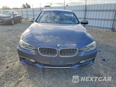Piąte zdjęcie samochodu w środku: 2012 BMW 328 I VIN:WBA3A5C54CF341947 - miniatura