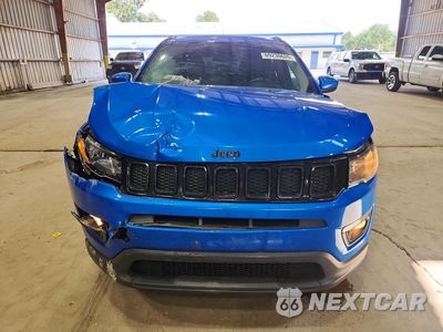 Piąte zdjęcie samochodu w środku: 2018 JEEP COMPASS LATITUDE VIN:3C4NJCBB4JT293408 - miniatura