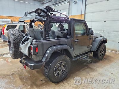 Trzecie zdjęcie samochodu z tyłu: 2020 JEEP WRANGLER SPORT VIN:1C4GJXAG0LW164480 - miniatura