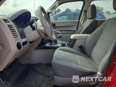 Zdjęcie 7 z 13 samochodu: 2011 FORD ESCAPE XLS VIN:1FMCU0C76BKB13724 - miniatura