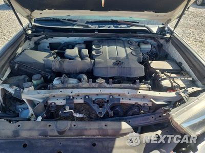 Zdjęcie 12 z 13 samochodu: 2015 TOYOTA 4RUNNER LIMITED VIN:JTEBU5JRXF5260176 - miniatura