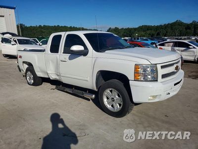 Czwarte zdjęcie samochodu z boku: 2009 CHEVROLET SILVERADO K1500 LT VIN:1GCEK29049Z296230 - miniatura