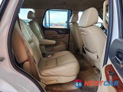 Zdjęcie 11 z 14 samochodu: 2008 CHEVROLET TAHOE C1500 VIN:1GNFC13098R154112 - miniatura