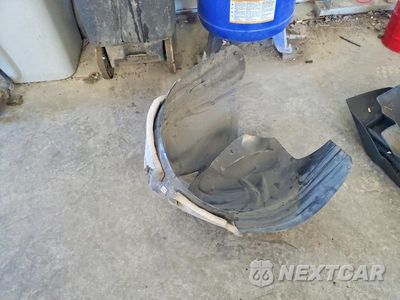 Zdjęcie 12 z 13 samochodu: 2016 FORD TAURUS SEL VIN:1FAHP2H88GG135996 - miniatura