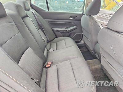 Zdjęcie 10 z 13 samochodu: 2019 NISSAN ALTIMA S VIN:1N4BL4BV6KC141825 - miniatura