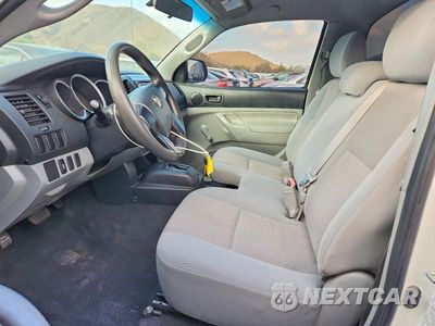 Zdjęcie 7 z 12 samochodu: 2014 TOYOTA TACOMA BASE VIN:5TFNX4CN5EX034093 - miniatura