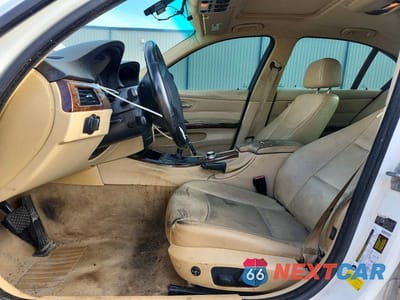 Zdjęcie 7 z 12 samochodu: 2010 BMW 328 XI SULEV VIN:WBAPK5C54AA648737 - miniatura