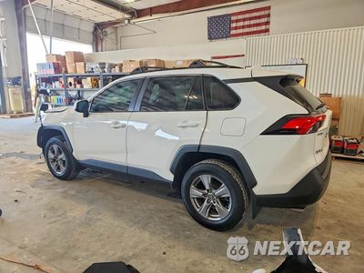Drugie zdjęcie samochodu z przodu: 2024 TOYOTA RAV4 XLE VIN:2T3P1RFV3RW438880 - miniatura