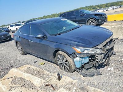 Czwarte zdjęcie samochodu z boku: 2019 NISSAN ALTIMA SL VIN:1N4BL4EV3KC110110 - miniatura